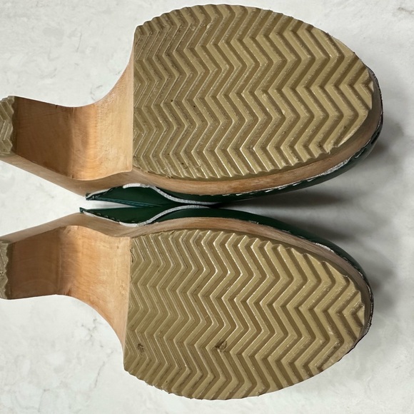 Green Leather Clogs, Cape Clogs, like new, 39 - Picture 5 of 8